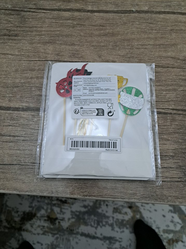 Renkli Parti Kürdanları Seti - Görsel 3