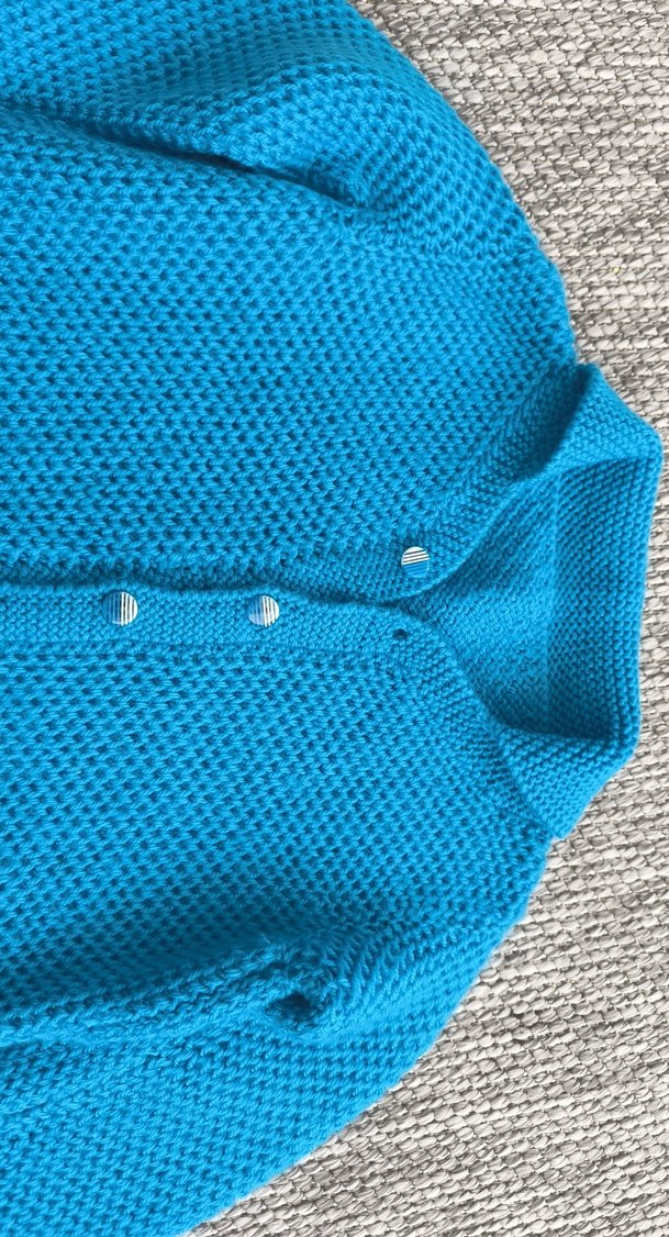 Erkek Çocuk Mavi Örgü Hırka - Görsel 3