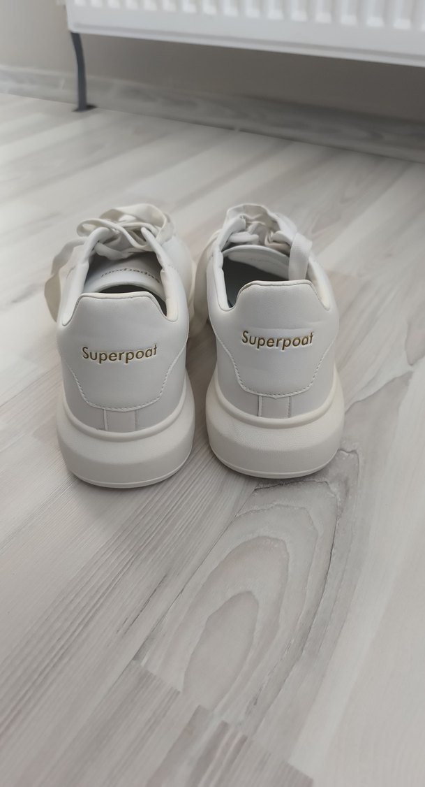 Beyaz Minimalist Stiletto Topuklu unisex Spor Ayakkabı - Görsel 3