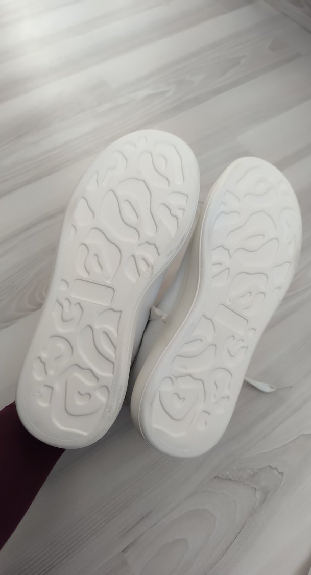 Beyaz Minimalist Stiletto Topuklu unisex Spor Ayakkabı - Görsel 5