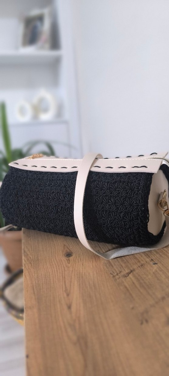 Siyah Kadın Omuz Çantası - Görsel 3