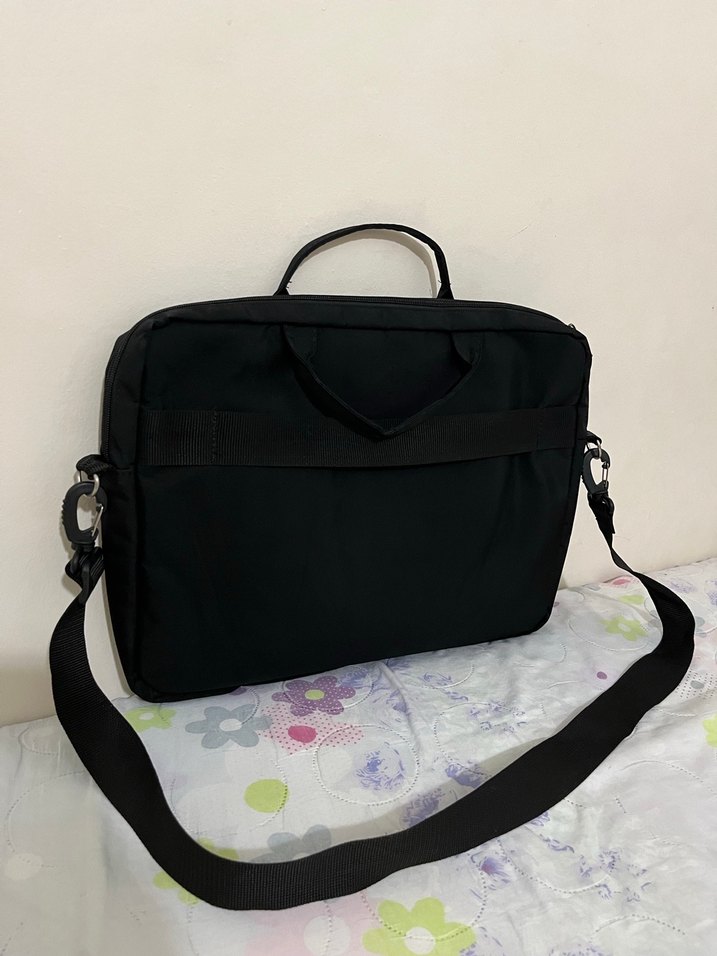 Laptop Bilgisayar Çantası siyah - Görsel 2