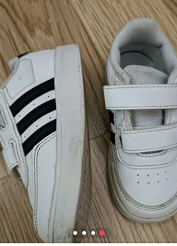23 Beden Adidas 23 numara ayakkabı
