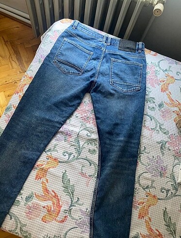 42 Beden mavi Renk Zara erkek jeans