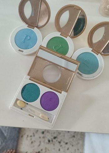 Beden Pastel Bej Göz Farı