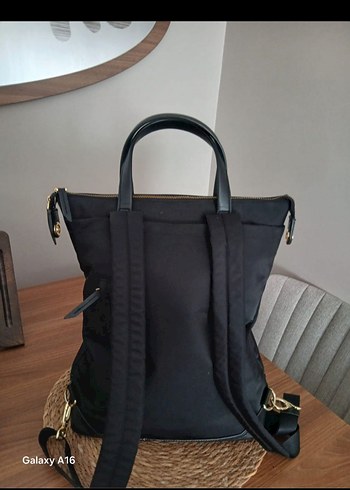 Targus Newport laptop sırt çantası - Görsel 2