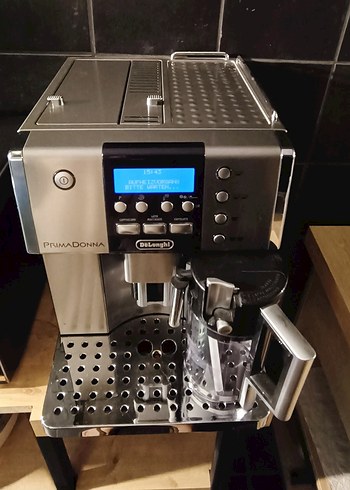  Beden DeLonghi Primadonna Kahve Makinesi