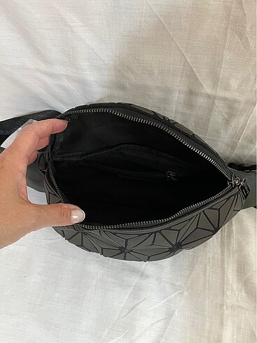 Beden ISSEYMIYAKE bel çantası