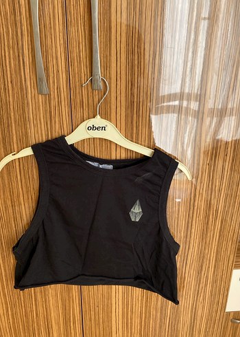 Siyah Baskılı Kolsuz Crop Top