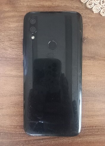 Redmi 7 siyah