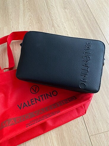 Orijinal valentino çanta