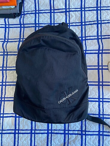 Calvin klein sırt çantası