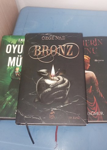 Özgenaz - Bronz Romanı