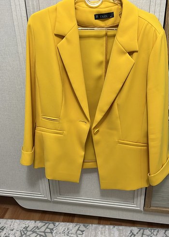 Sarı Düğmeli Kadın Blazer Ceket - Görsel 3