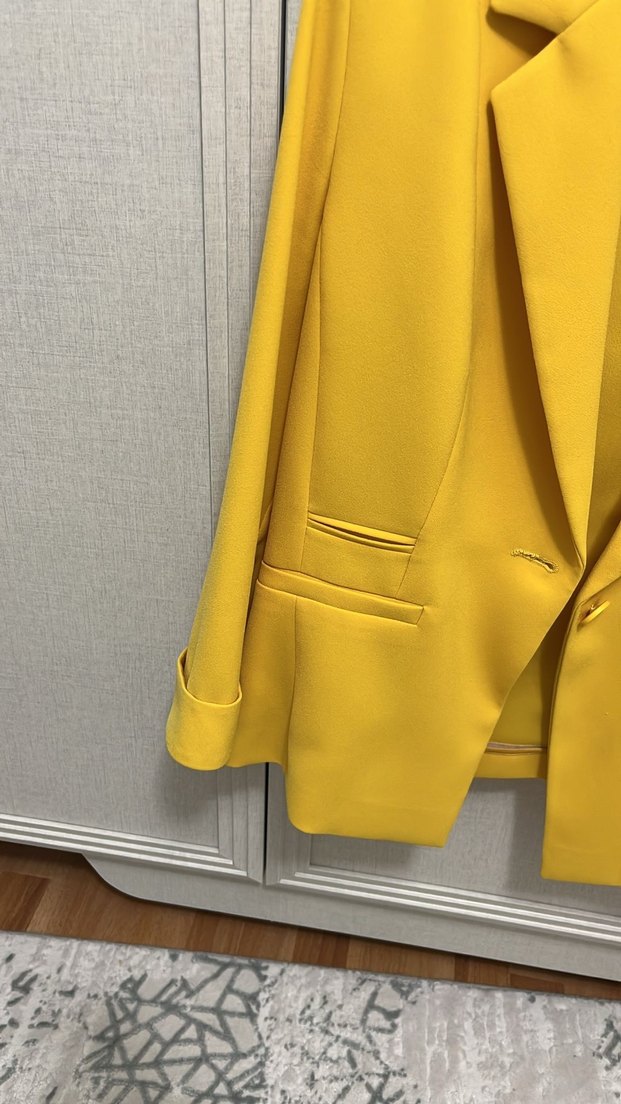 Sarı Düğmeli Kadın Blazer Ceket - Görsel 2