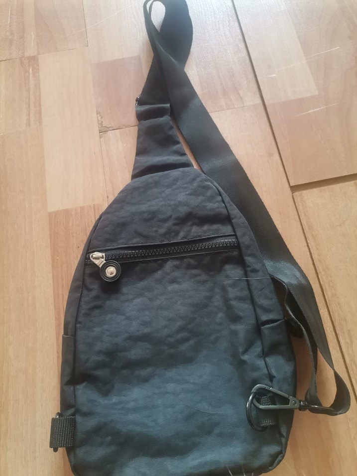 Siyah Tokalı Kadın Çapraz Çanta - Görsel 2