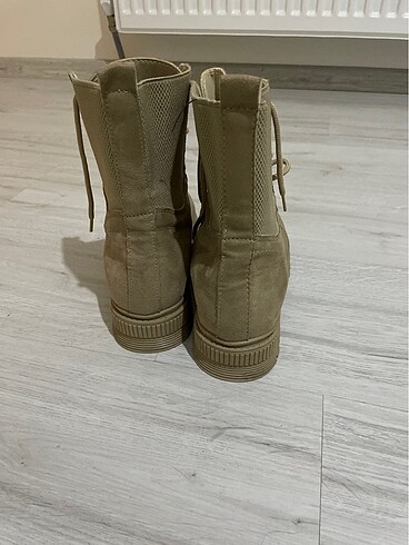 37 Beden camel Renk Bej bot