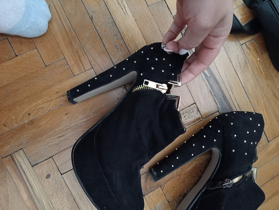 Siyah Parlak Süet Tokalı Topuklu Bot - Görsel 2