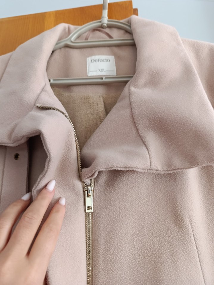 sadece  bir kaç kere giyildi çizik vs hasar leke bişey yoktur - Görsel 2