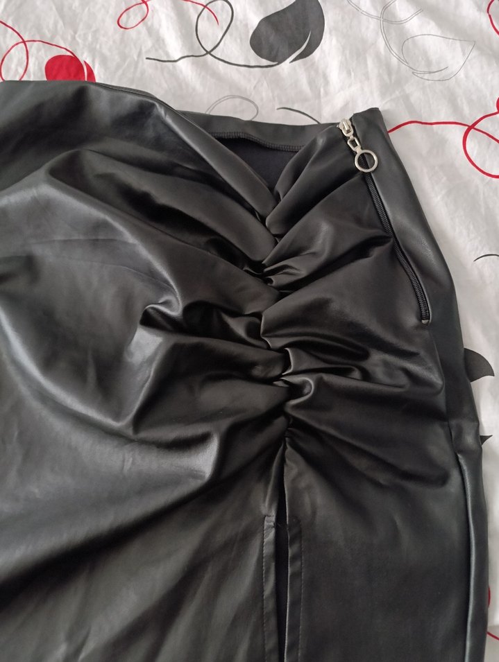 Drapeli Siyah Deri Midi Etek - Görsel 2