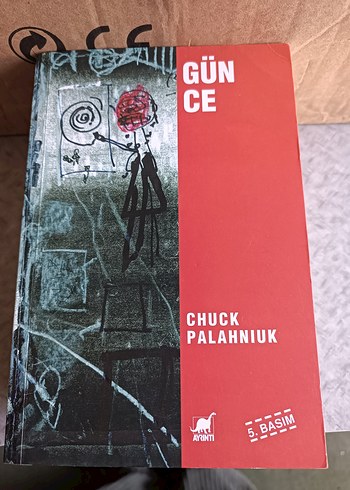  Beden Chuck Palahniuk
