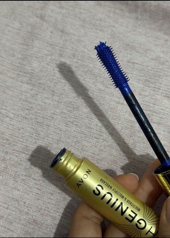 Avon Lash Genius Altın Maskara - Görsel 2