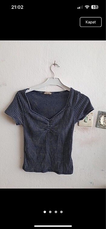 önü büzgülü tshirt