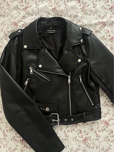 Stradivarius Stradivarius crop deri ceket