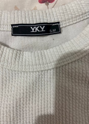 Kadın Beyaz Kısa Örme Yüksek Yakalı Atlet - Görsel 2