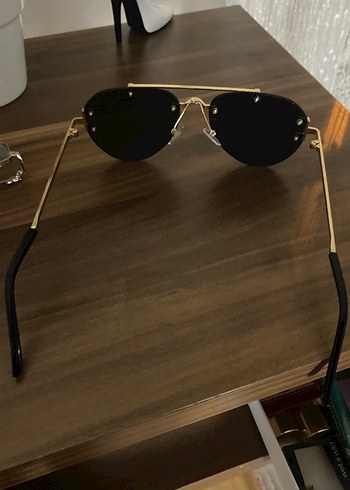 Klasik Siyah Tokalı Kadın Güneş Gözlüğü - Görsel 3