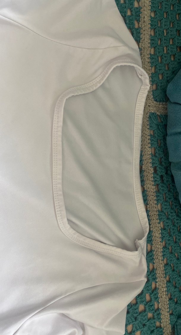 Beyaz Tek Renkli u yaka bluz - Görsel 2