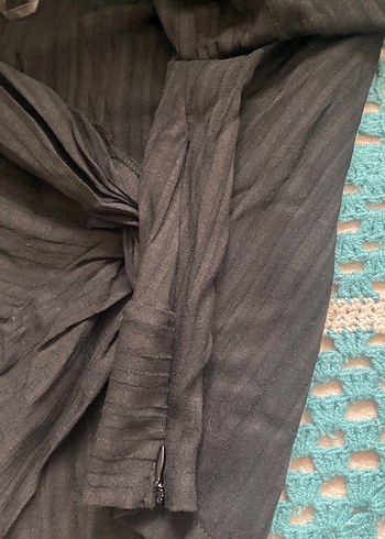 Siyah V Yaka Rahat Bluz - Görsel 5