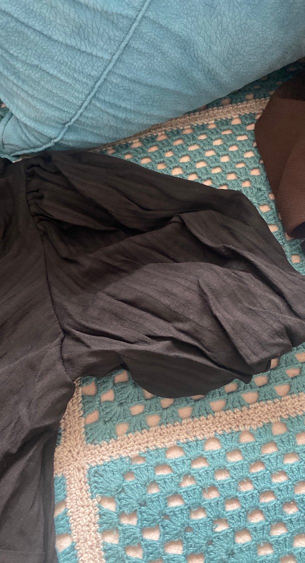 Siyah V Yaka Rahat Bluz - Görsel 3