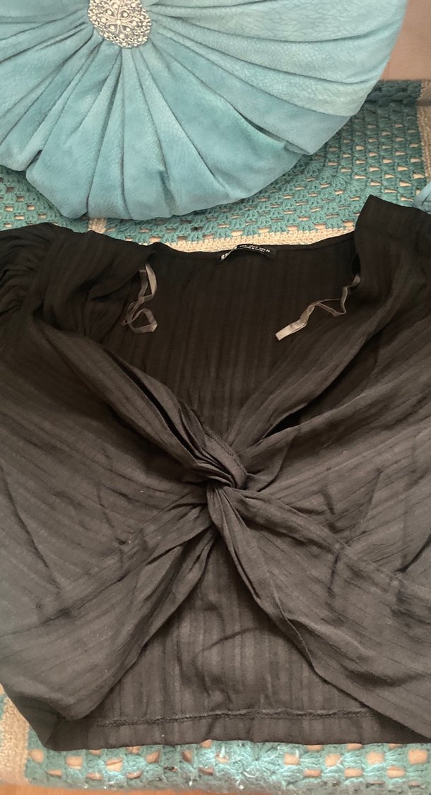 Siyah V Yaka Rahat Bluz - Görsel 2