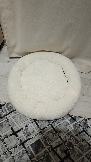 Peluş kedi yatağı 