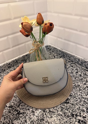 Gri Deri Tokalı Kadın Çanta - Görsel 3