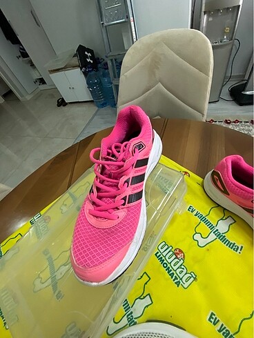 39 Beden pembe Renk Adidas tenis bayan 39 orjinal