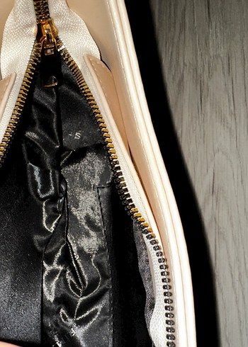 Bej Deri Zincir Detaylı Kadın Çanta - Görsel 5