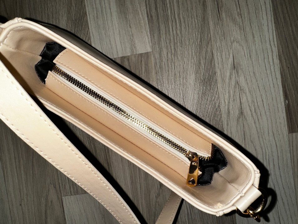 Bej Deri Zincir Detaylı Kadın Çanta - Görsel 4