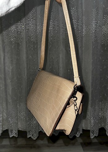 Bej Deri Zincir Detaylı Kadın Çanta - Görsel 3