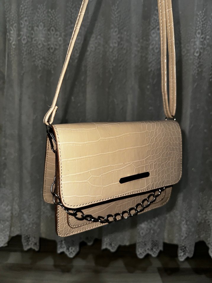 Bej Deri Zincir Detaylı Kadın Çanta - Görsel 2