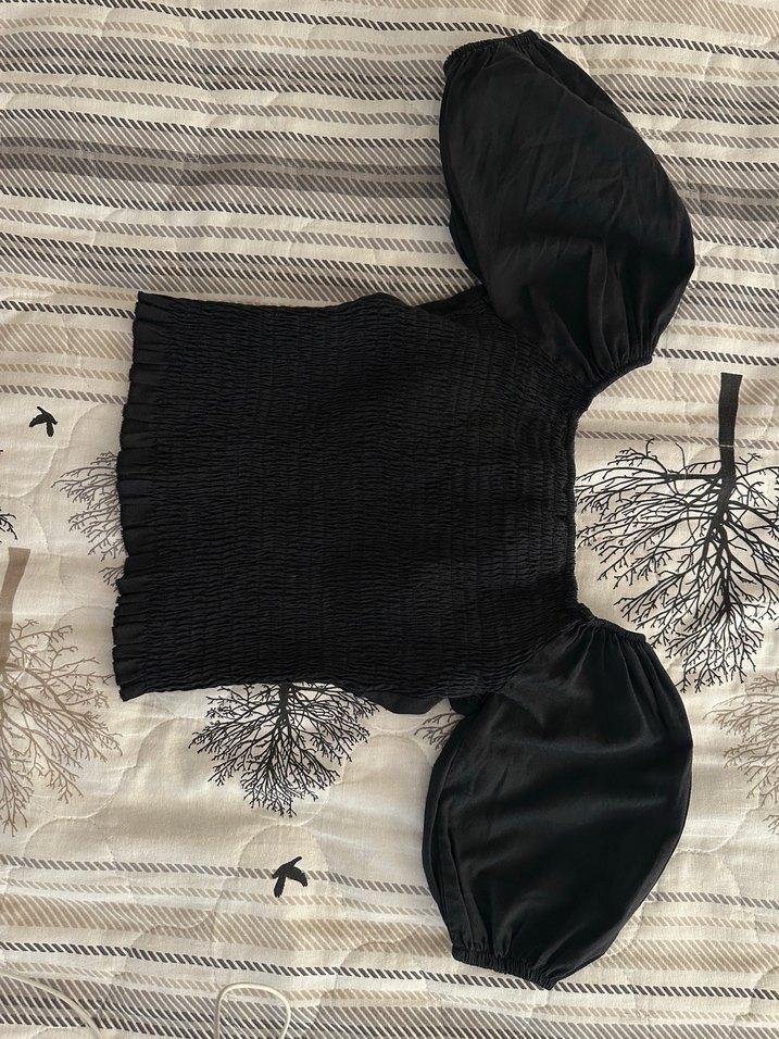 Siyah beli büzgülü Kadın Bluz - Görsel 3