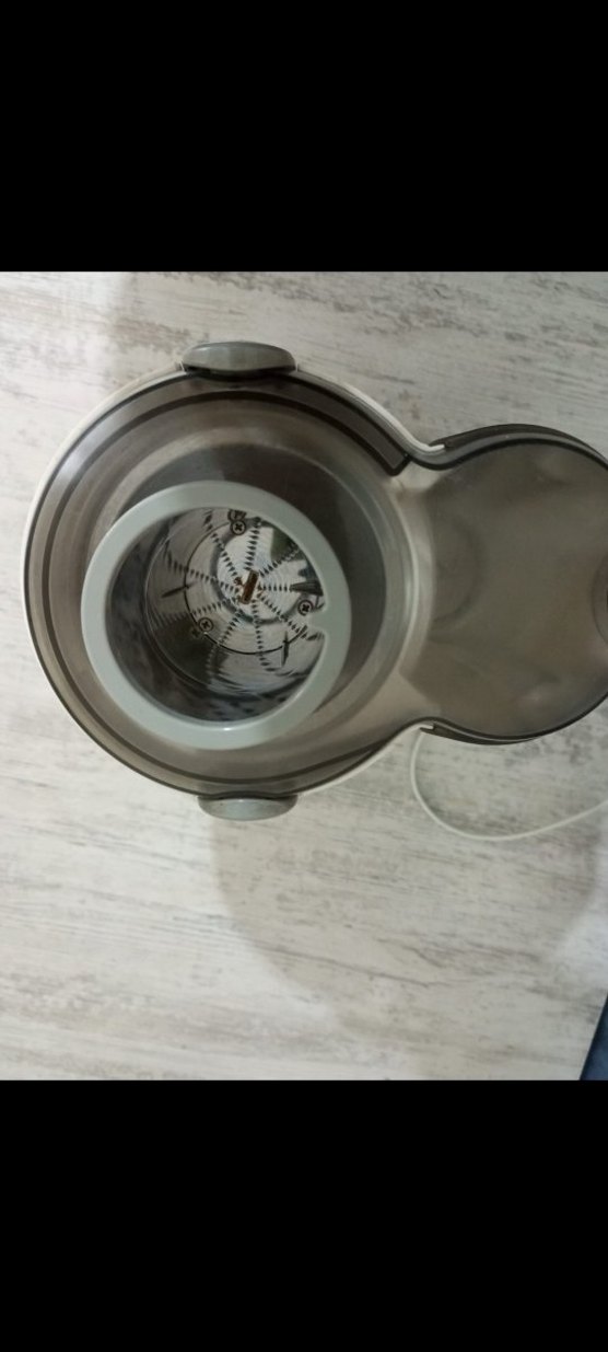 Gri Renkli Katı Meyve Sıkacağı - Görsel 3