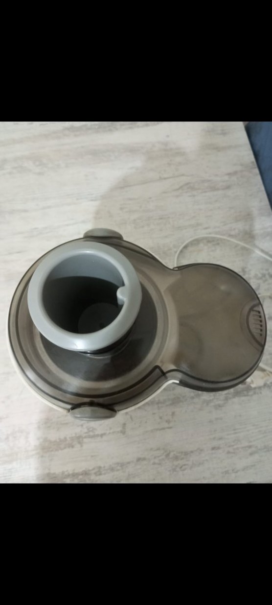 Gri Renkli Katı Meyve Sıkacağı - Görsel 2