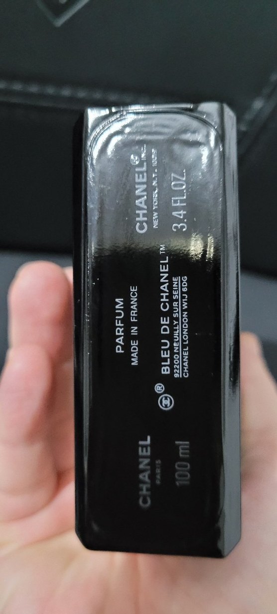 Bleu de Chanel 100 ml Parfüm modeli  Erkek Siyah - Görsel 4