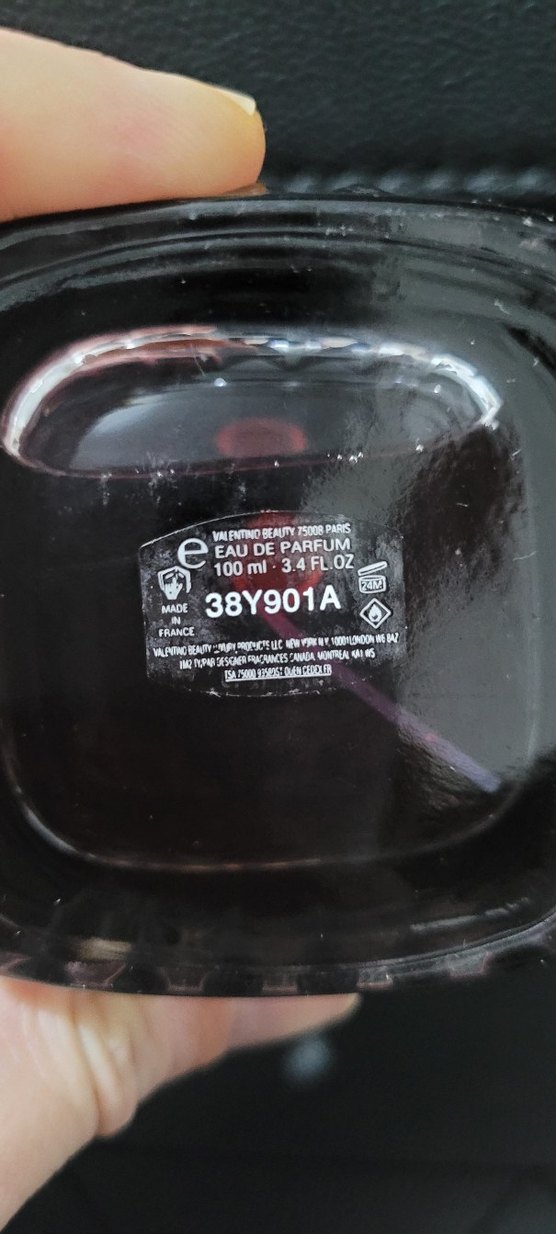 Valentino Born in roma 100 ml edp Kadın Parfümü - Görsel 3