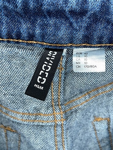 42 Beden çeşitli Renk H&M Jean / Kot %70 İndirimli.