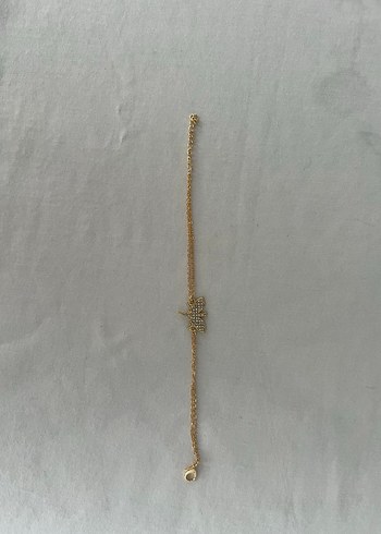 Altın Renk Zincir Detaylı Minimalist Bileklik
