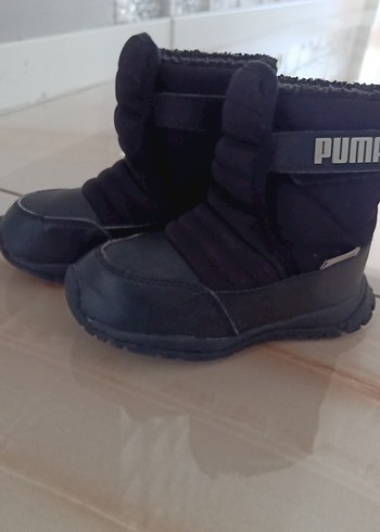 Puma Puma 25 numara siyah bot