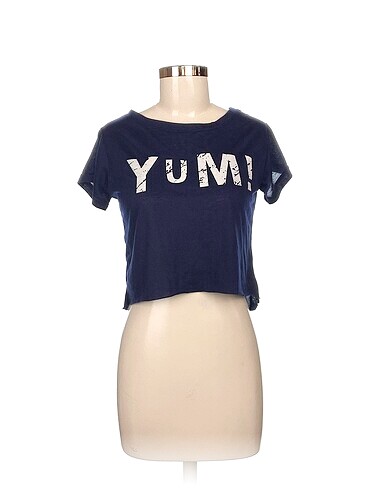 Diğer T-shirt %70 İndirimli.